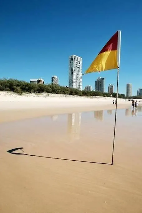 Diamond Beach 25 Gold Coast Apartment